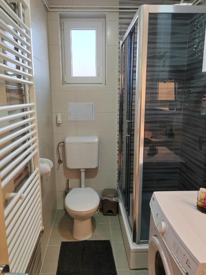 Apartment Una ビェロヴァル エクステリア 写真